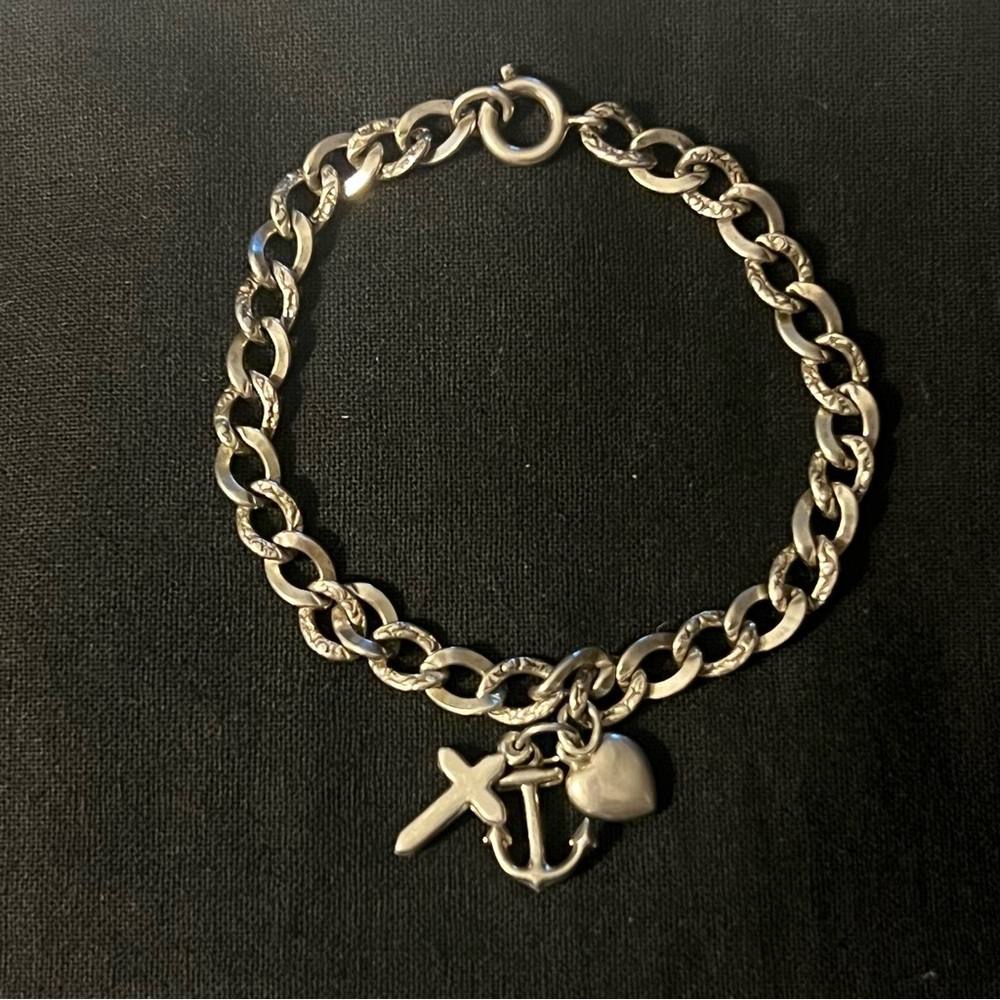 Sterling Silver Charm Bracelet with Cross, Anchor & Heart.  Faith, Hope & Love. - Picture 7 of 8